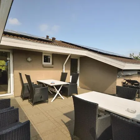 5 Bedroom Pet Friendly In Blavand Tatil Evi Ho