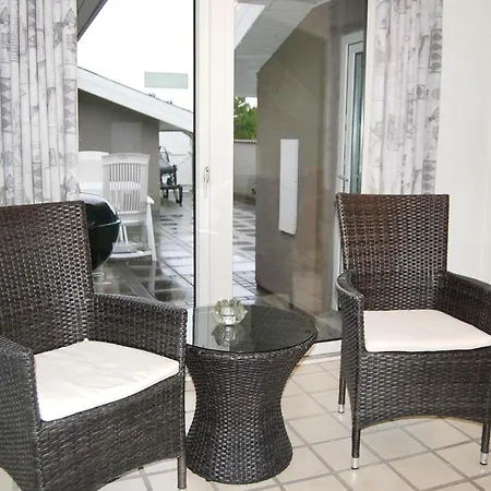 Tatil Evi 5 Bedroom Pet Friendly In Blavand